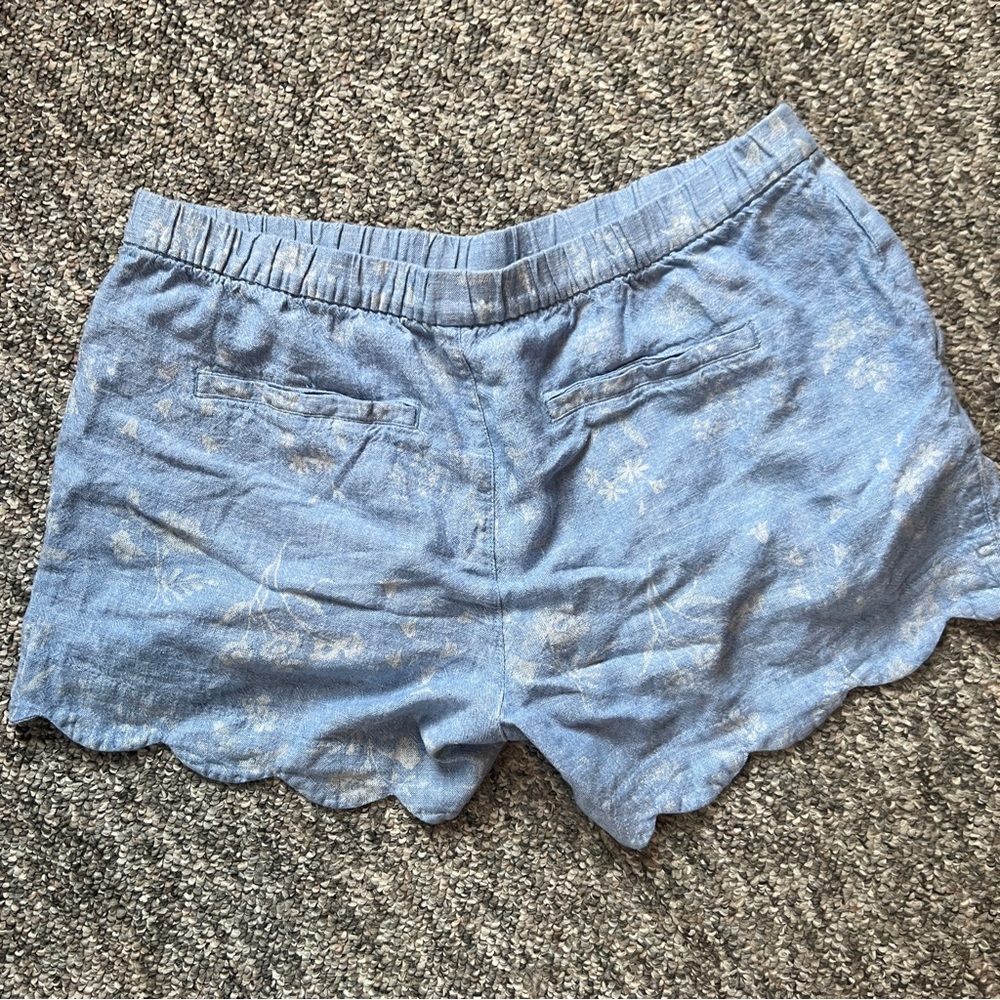 Floral Scalloped Shorts
